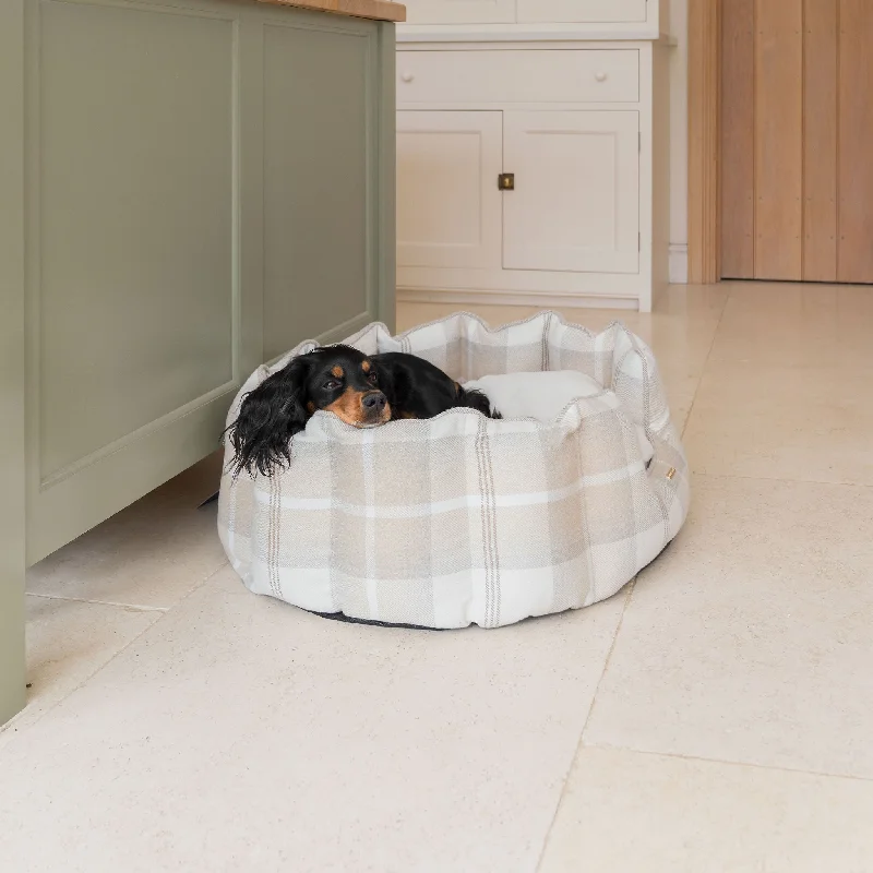 High Wall Bed For Dogs in Balmoral Tweed by Lords & Labradors