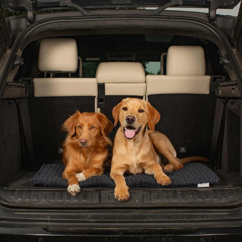 Travel Mat in Essentials Navy by Lords & Labradors