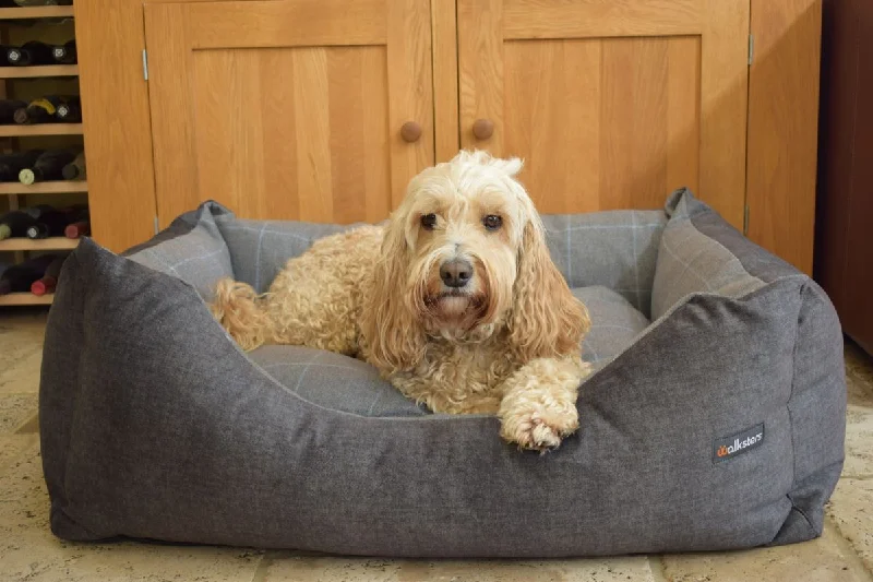 Walksters Buckingham Luxury Dog Bed in Dark Grey